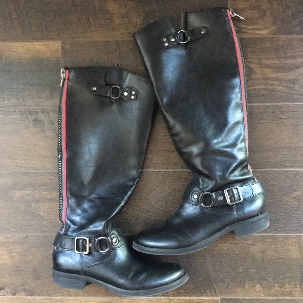 Black knee high boots with red zipper on back Sz.7